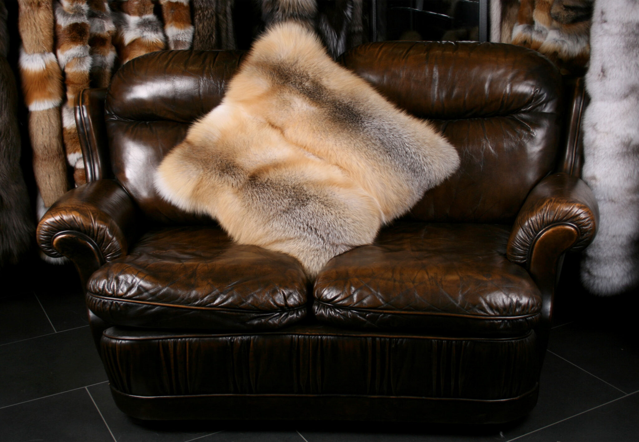 Luxury Real Golden Island Fox Fur Pillows - realfurhomedecor